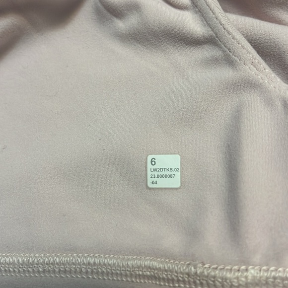 lululemon Align™ Asymmetrical Bra Light Support - Picture 4 of 5